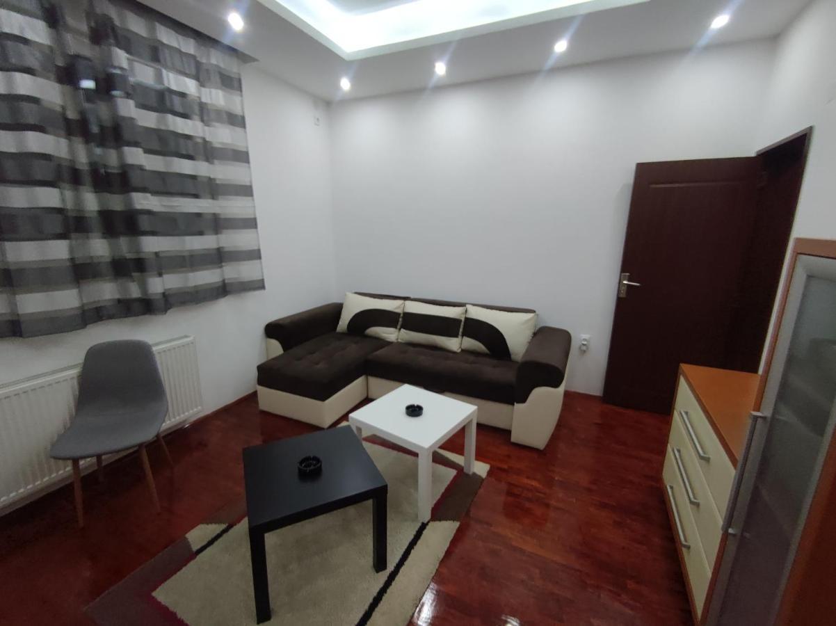 Nis Apartment Экстерьер фото
